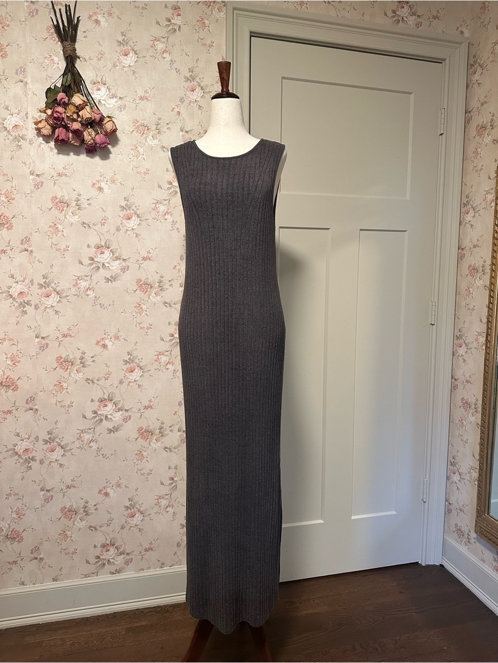Barefoot Dreams CozyChic Ultra Lite Ribbed Maxi Dress Carbon M NWT Minimalist